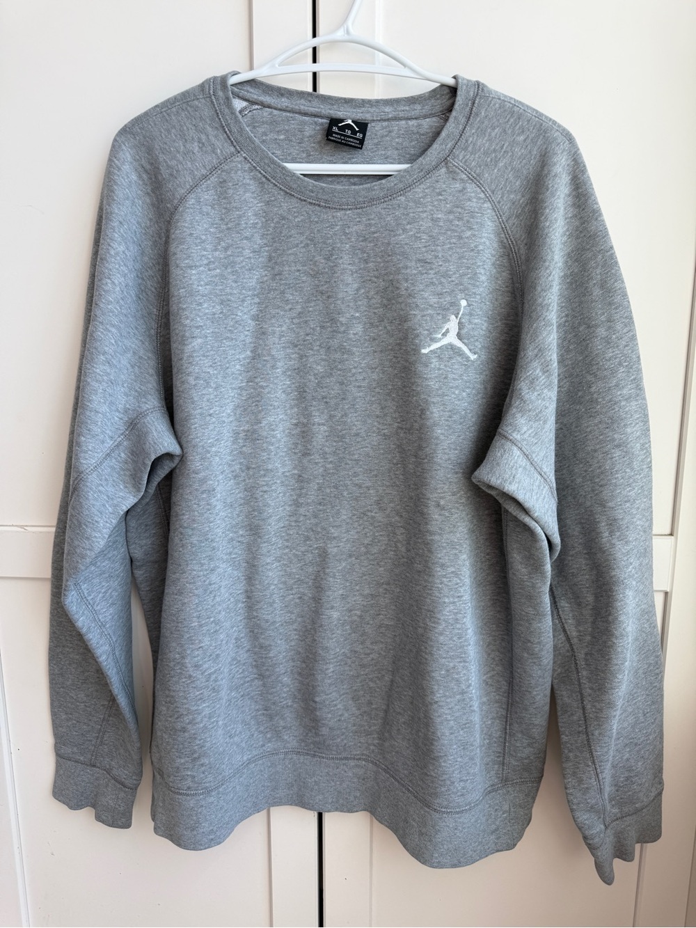 Jordan Men’s XL Grey Fleece Crewneck Sweatshirt Fall Winter